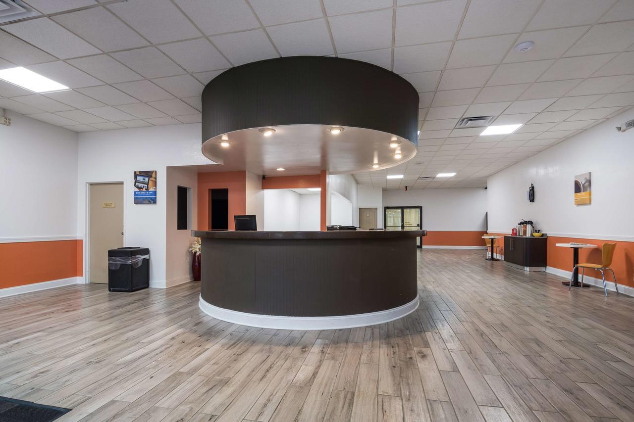 Hotel Oriskany Εξωτερικό φωτογραφία